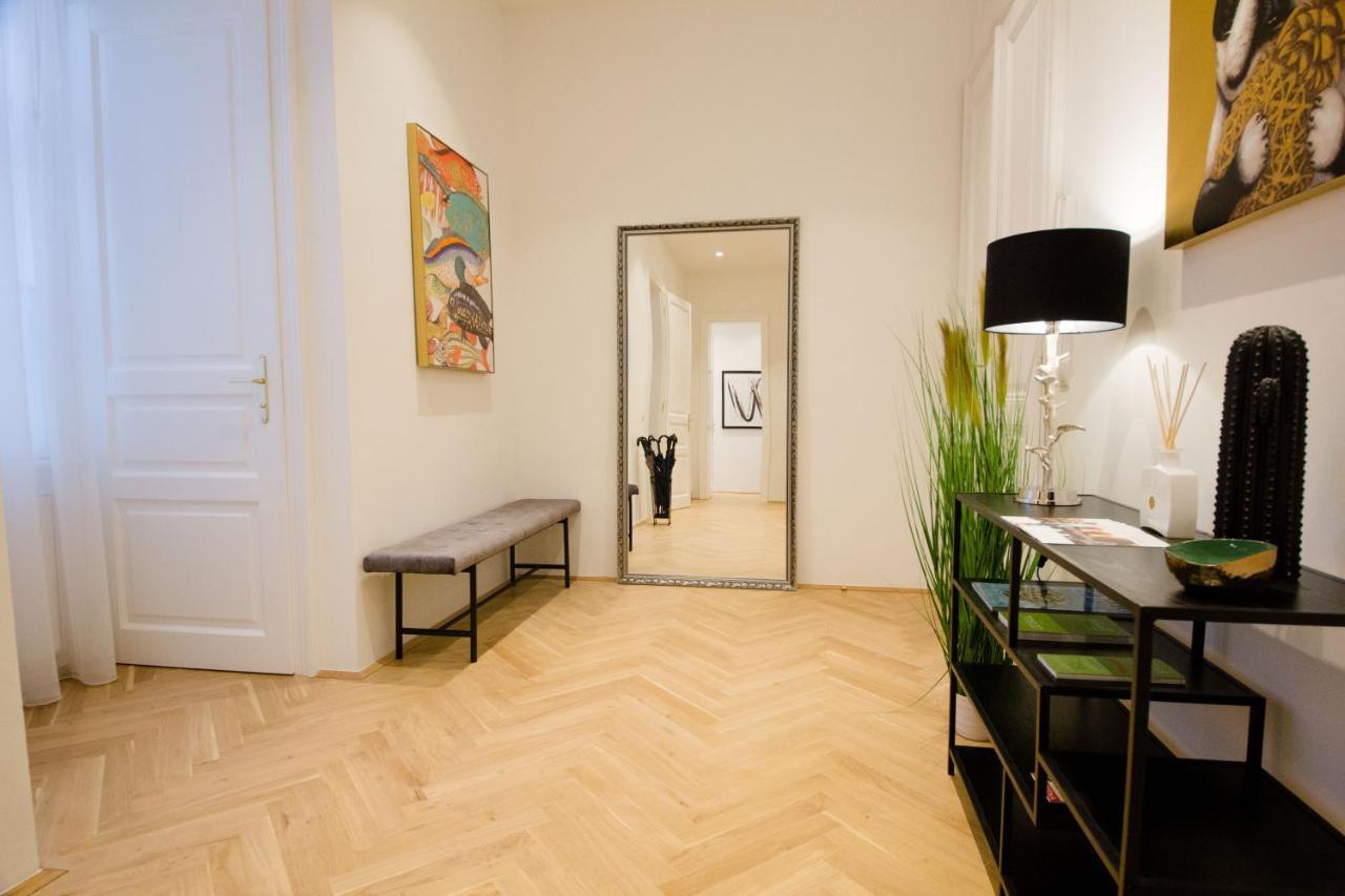 Studio Apartments Opera - Mai'S Apartments Vídeň Exteriér fotografie